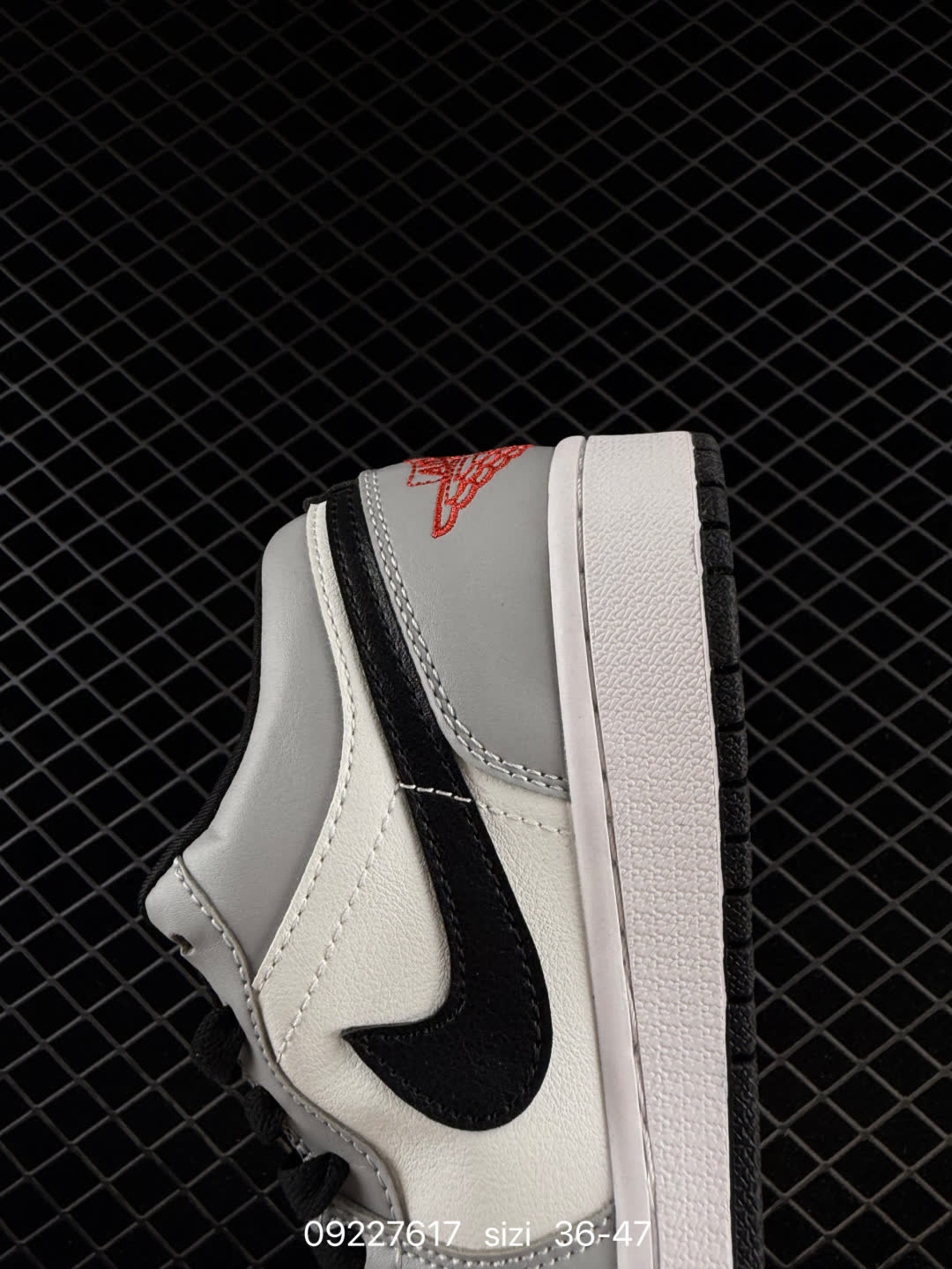 Air Jordan 1 Low AJ1-553558